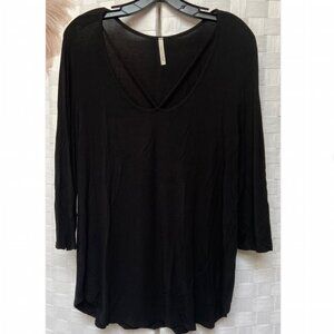 Lime & Chili Black Top Size L